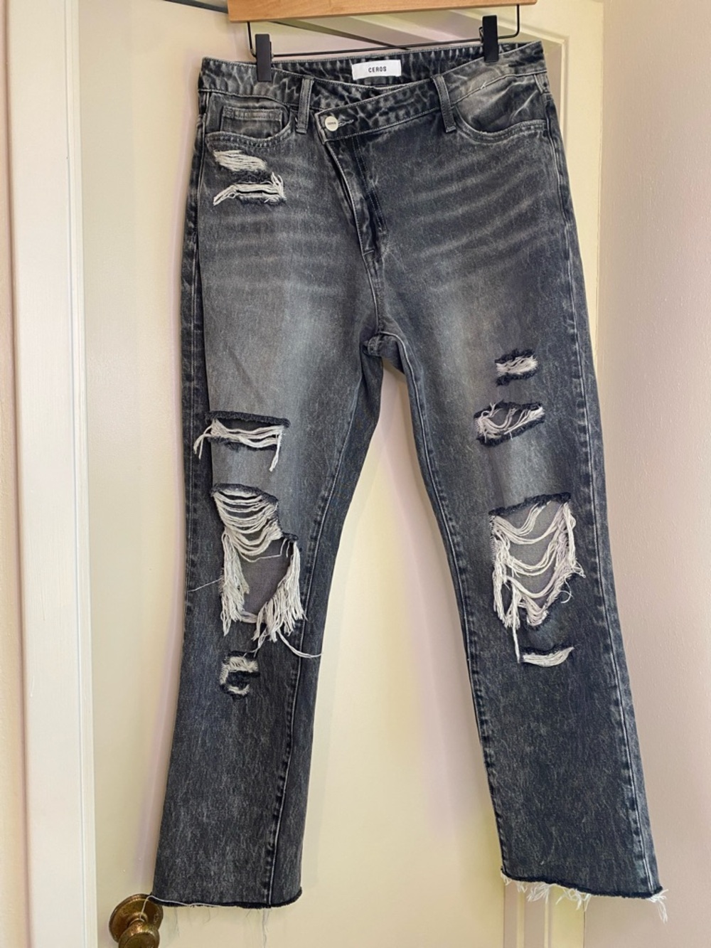 Ceros  Washed Black Distressed Straight-Leg Jeans - Women